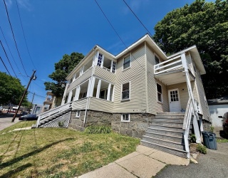 18 Bigelow St, Quincy, Massachusetts, 2 Bedrooms Bedrooms, 5 Rooms Rooms,1 BathroomBathrooms,Residential Lease,For Rent,Bigelow St,73535763