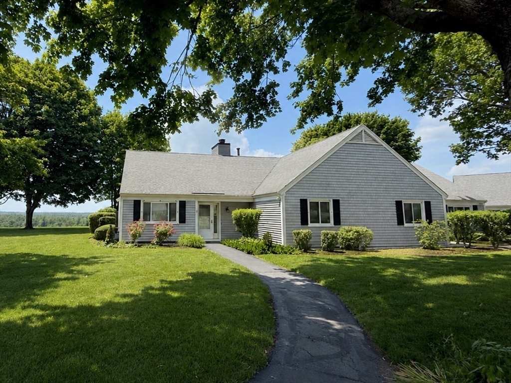 13 Northfield Ln, Dartmouth, Massachusetts, 2 Bedrooms Bedrooms, 4 Rooms Rooms,2 BathroomsBathrooms,Residential,For Sale,Northfield Ln,73535786