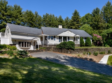 55 Oldcommon Road, Auburn, Massachusetts, 4 Bedrooms Bedrooms, 7 Rooms Rooms,3.5 BathroomsBathrooms,Residential,For Sale,Oldcommon Road,73535386