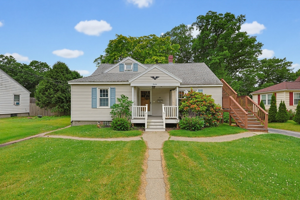 20 Pinehurst Ave, Auburn, Massachusetts, 2 Bedrooms Bedrooms, 8 Rooms Rooms,2 BathroomsBathrooms,Residential Income,For Sale,Pinehurst Ave,73530103