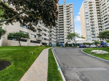 376 Ocean Ave, Revere, Massachusetts, 1 Bedroom Bedrooms, 3 Rooms Rooms,1 BathroomBathrooms,Residential,For Sale,Ocean Ave,73530842