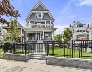 82 Powder House Blvd, Somerville, Massachusetts, 4 Bedrooms Bedrooms, 8 Rooms Rooms,3 BathroomsBathrooms,Residential Lease,For Rent,Powder House Blvd,73535900