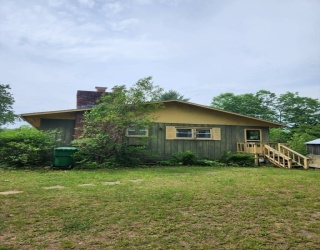 133 Woodlawn Rd, Athol, Massachusetts, 3 Bedrooms Bedrooms, 7 Rooms Rooms,1.5 BathroomsBathrooms,Residential,For Sale,Woodlawn Rd,73535883