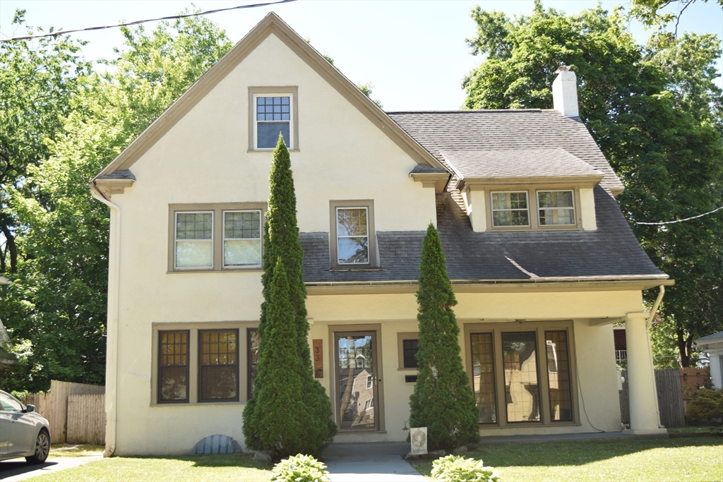 33 Stratford Terrace, Springfield, Massachusetts, 4 Bedrooms Bedrooms, 12 Rooms Rooms,1.5 BathroomsBathrooms,Residential,For Sale,Stratford Terrace,73535937