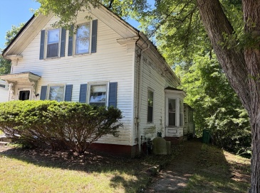 32 West Street, Attleboro, Massachusetts, 3 Bedrooms Bedrooms, 7 Rooms Rooms,1 BathroomBathrooms,Residential,For Sale,West Street,73535954