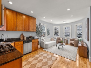 84 Linden, Boston, Massachusetts, 3 Bedrooms Bedrooms, 5 Rooms Rooms,3 BathroomsBathrooms,Residential Lease,For Rent,Linden,73535958 84 Linden, Boston, Massachusetts, 3 Bedrooms Bedrooms, 5 Rooms Rooms,3 BathroomsBathrooms,Residential Lease,For Rent,Linden,73535958