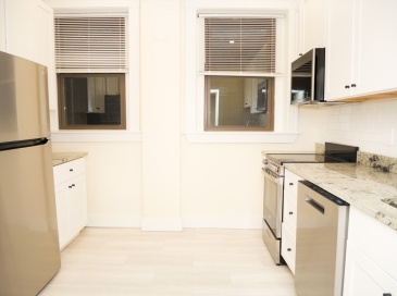 1378 Beacon, Brookline, Massachusetts, 1 Bedroom Bedrooms, 2 Rooms Rooms,1 BathroomBathrooms,Residential Lease,For Rent,Beacon,73535963 1378 Beacon, Brookline, Massachusetts, 1 Bedroom Bedrooms, 2 Rooms Rooms,1 BathroomBathrooms,Residential Lease,For Rent,Beacon,73535963