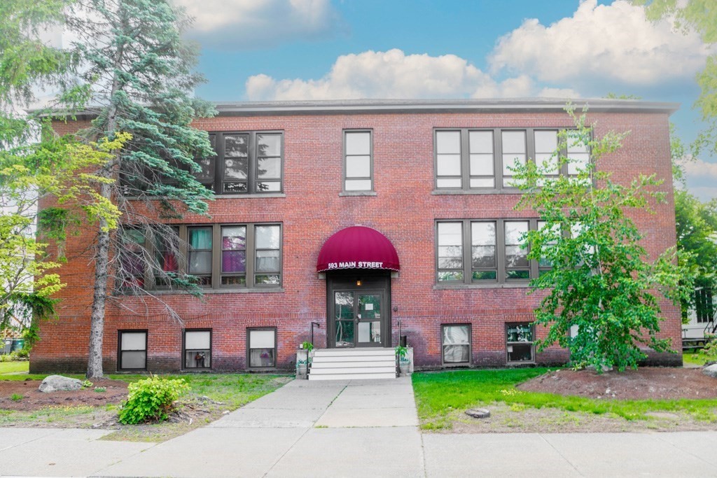 593 Main Street, Leominster, Massachusetts, 2 Bedrooms Bedrooms, 4 Rooms Rooms,1 BathroomBathrooms,Residential,For Sale,Main Street,73535957