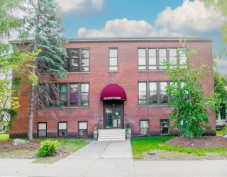 593 Main Street, Leominster, Massachusetts, 2 Bedrooms Bedrooms, 4 Rooms Rooms,1 BathroomBathrooms,Residential,For Sale,Main Street,73535957