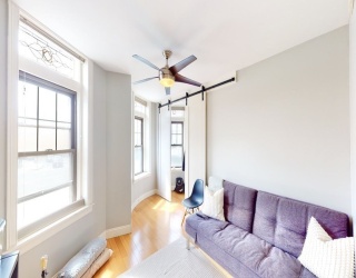 394 Riverway, Boston, Massachusetts, 3 Bedrooms Bedrooms, 4 Rooms Rooms,1 BathroomBathrooms,Residential Lease,For Rent,Riverway,73535975