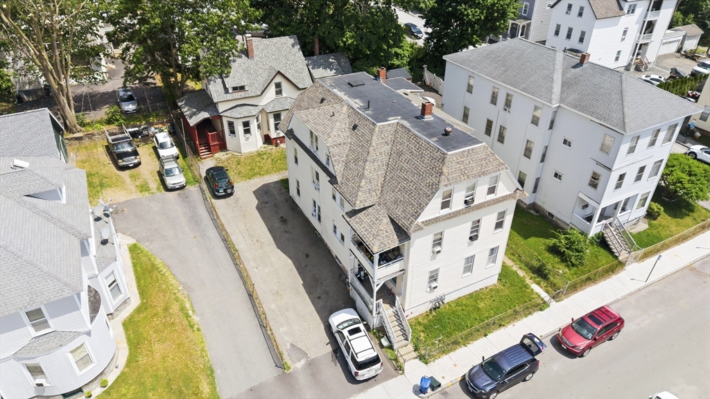 5.5 & 7 Winslow St, Worcester, Massachusetts, 14 Bedrooms Bedrooms, 31 Rooms Rooms,5 BathroomsBathrooms,Residential Income,For Sale,Winslow St,73535982