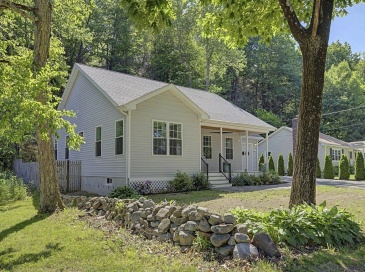 573 Federal Street, Belchertown, Massachusetts, 2 Bedrooms Bedrooms, 5 Rooms Rooms,2 BathroomsBathrooms,Residential,For Sale,Federal Street,73535987