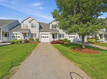 877 Auburnville Way, Whitman, Massachusetts, 2 Bedrooms Bedrooms, 8 Rooms Rooms,2 BathroomsBathrooms,Residential,For Sale,Auburnville Way,73535803