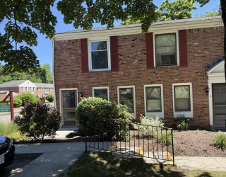 59 Jamestown Dr, Springfield, Massachusetts, 2 Bedrooms Bedrooms, 4 Rooms Rooms,1.5 BathroomsBathrooms,Residential,For Sale,Jamestown Dr,73536003