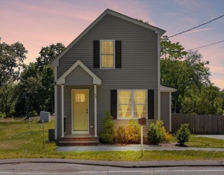 64 Fall River Ave, Seekonk, Massachusetts, 3 Bedrooms Bedrooms, 5 Rooms Rooms,1 BathroomBathrooms,Residential,For Sale,Fall River Ave,73536007