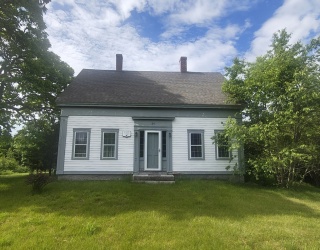 34 George Street, Mendon, Massachusetts, 3 Bedrooms Bedrooms, 7 Rooms Rooms,2 BathroomsBathrooms,Residential,For Sale,George Street,73536043