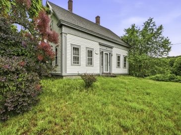 34 George Street, Mendon, Massachusetts, 3 Bedrooms Bedrooms, 7 Rooms Rooms,2 BathroomsBathrooms,Residential,For Sale,George Street,73536043