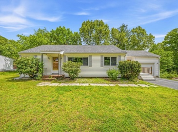 146 Acton Road, Chelmsford, Massachusetts, 3 Bedrooms Bedrooms, 10 Rooms Rooms,1.5 BathroomsBathrooms,Residential,For Sale,Acton Road,73523705