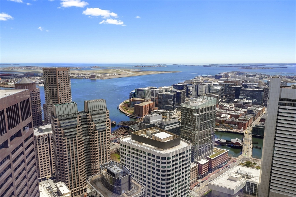 240 Devonshire Street, Boston, Massachusetts, 2 Bedrooms Bedrooms, 6 Rooms Rooms,2.5 BathroomsBathrooms,Residential,For Sale,Devonshire Street,73516916