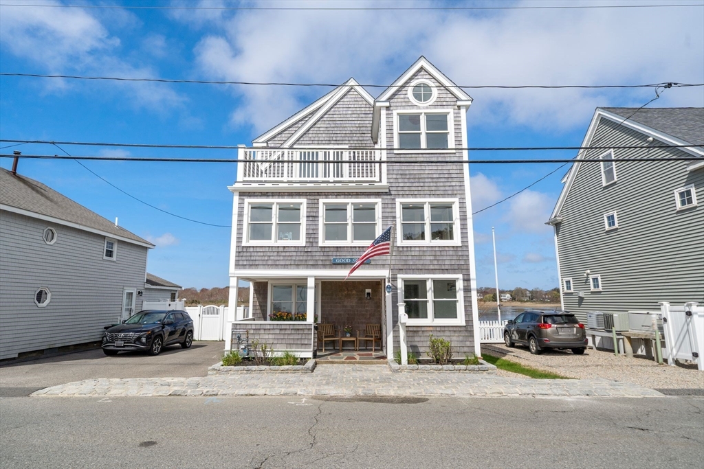 113 Bay Avenue, Marshfield, Massachusetts, 3 Bedrooms Bedrooms, 7 Rooms Rooms,2 BathroomsBathrooms,Residential,For Sale,Bay Avenue,73506143