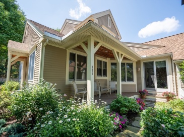 221 Nobscot Road, Sudbury, Massachusetts, 2 Bedrooms Bedrooms, 8 Rooms Rooms,2.5 BathroomsBathrooms,Residential,For Sale,Nobscot Road,73501499