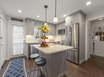 33 Eastford Rd, Auburn, Massachusetts, 3 Bedrooms Bedrooms, 7 Rooms Rooms,1.5 BathroomsBathrooms,Residential,For Sale,Eastford Rd,73488684