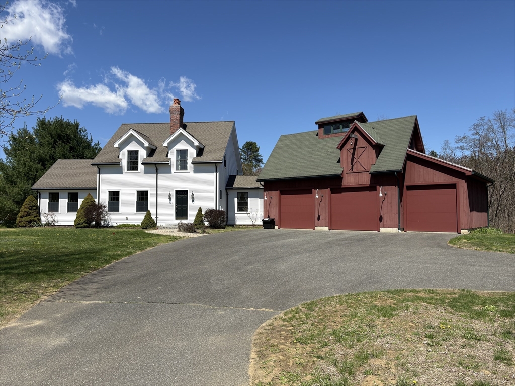 90 Whately Road, Deerfield, Massachusetts, 3 Bedrooms Bedrooms, 6 Rooms Rooms,3 BathroomsBathrooms,Residential,For Sale,Whately Road,73489672
