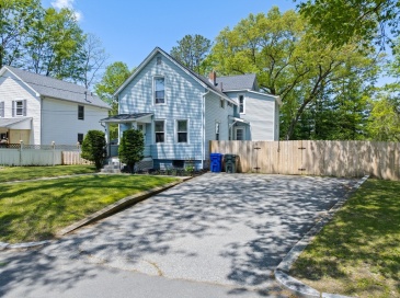 80 Brickett St, Springfield, Massachusetts, 4 Bedrooms Bedrooms, 11 Rooms Rooms,1.5 BathroomsBathrooms,Residential Lease,For Rent,Brickett St,73521299