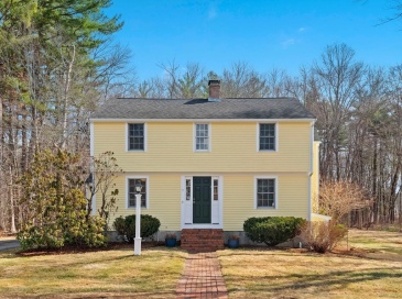 7 Mohawk Drive, Acton, Massachusetts, 4 Bedrooms Bedrooms, 8 Rooms Rooms,2.5 BathroomsBathrooms,Residential,For Sale,Mohawk Drive,73491345
