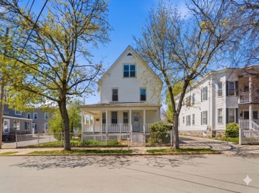 20 Lexington St, Lynn, Massachusetts, 6 Bedrooms Bedrooms, 8 Rooms Rooms,3.5 BathroomsBathrooms,Residential,For Sale,Lexington St,73509487