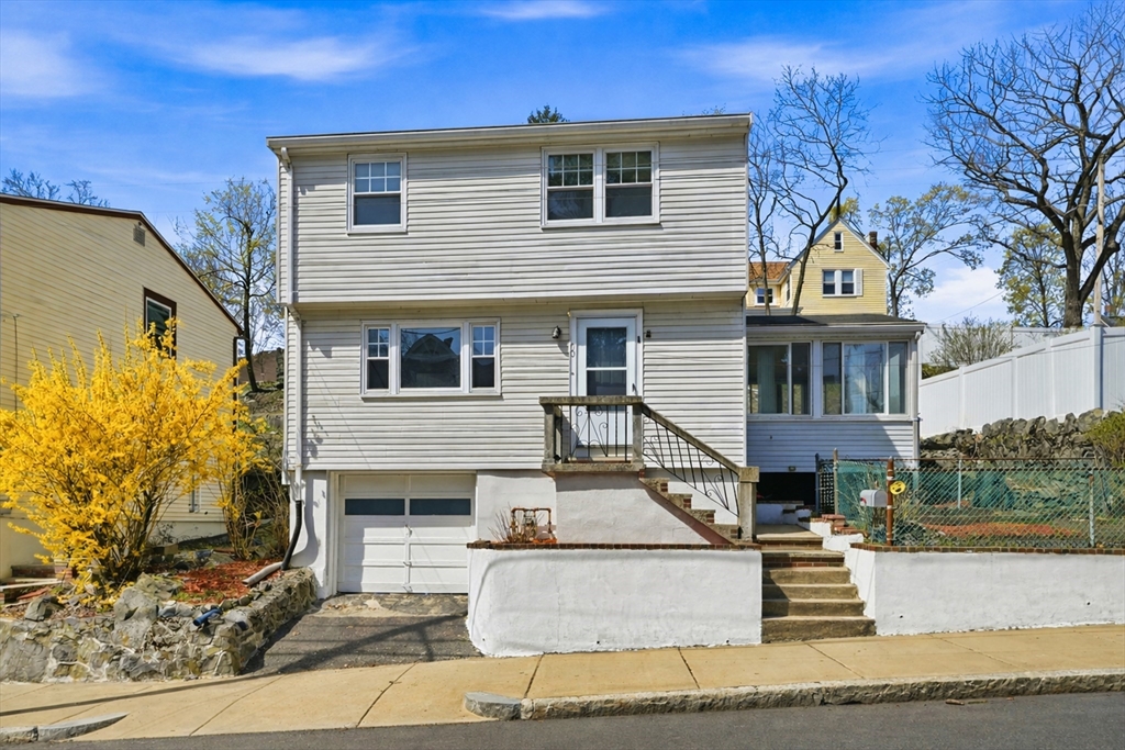 50 Earl St, Malden, Massachusetts, 3 Bedrooms Bedrooms, 6 Rooms Rooms,1.5 BathroomsBathrooms,Residential,For Sale,Earl St,73504606