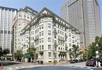 8 Garrison St, Boston, Massachusetts, 1 Bedroom Bedrooms, 3 Rooms Rooms,1 BathroomBathrooms,Residential Lease,For Rent,Garrison St,73531769