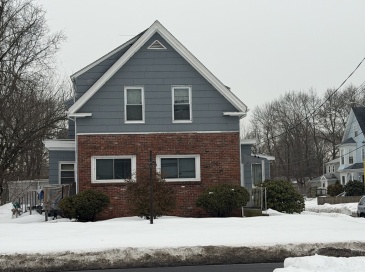 436 Pleasant St, Brockton, Massachusetts, 5 Bedrooms Bedrooms, 10 Rooms Rooms,3 BathroomsBathrooms,Residential Income,For Sale,Pleasant St,73483603