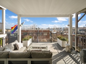 263 Webster St, Boston, Massachusetts, 3 Bedrooms Bedrooms, 6 Rooms Rooms,2.5 BathroomsBathrooms,Residential,For Sale,Webster St,73480253