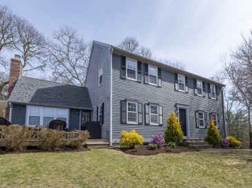 55 Westmoreland Drive, Falmouth, Massachusetts, 4 Bedrooms Bedrooms, 7 Rooms Rooms,2.5 BathroomsBathrooms,Residential,For Sale,Westmoreland Drive,73483273