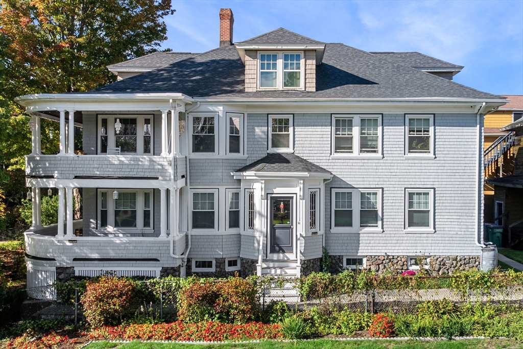 11 Parker Ave, Lynn, Massachusetts, 6 Bedrooms Bedrooms, 18 Rooms Rooms,4 BathroomsBathrooms,Residential Income,For Sale,Parker Ave,73499689