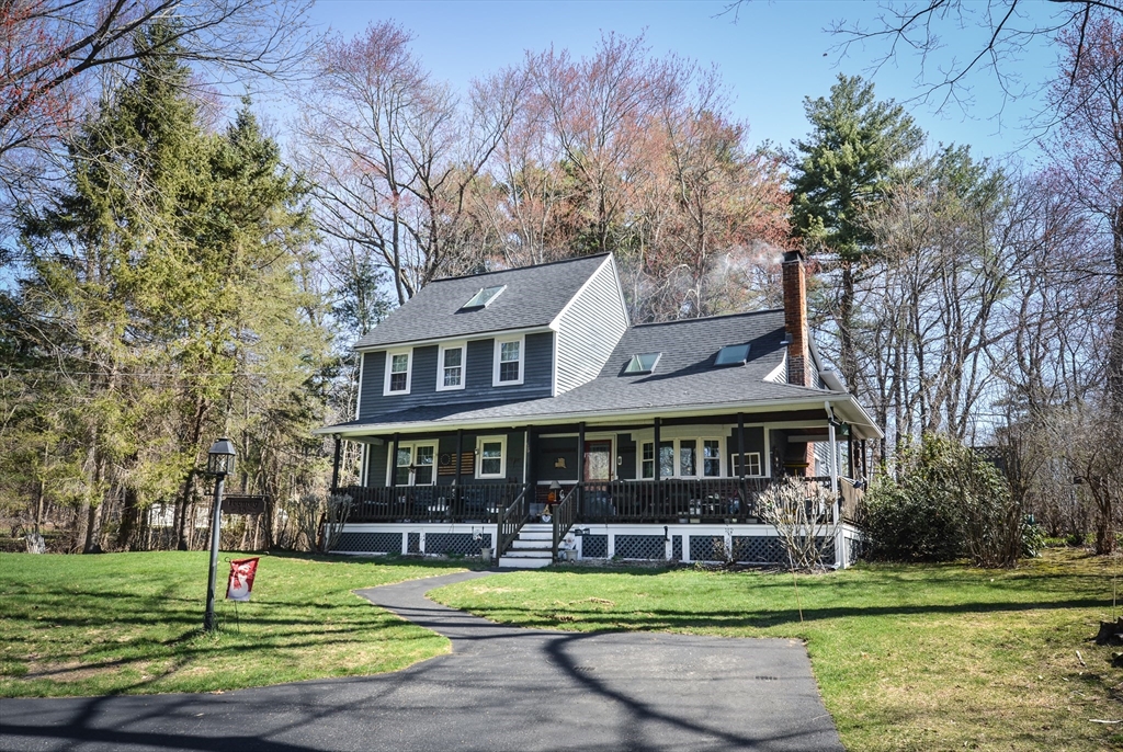 60 Marlboro Rd, Berlin, Massachusetts, 3 Bedrooms Bedrooms, 8 Rooms Rooms,2 BathroomsBathrooms,Residential,For Sale,Marlboro Rd,73499528