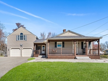 3 Bernadette St, Fitchburg, Massachusetts, 3 Bedrooms Bedrooms, 8 Rooms Rooms,2 BathroomsBathrooms,Residential,For Sale,Bernadette St,73510744