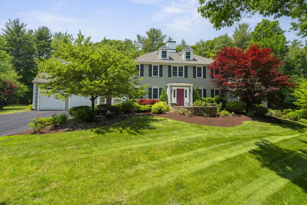 10 S Pasture Ln, Duxbury, Massachusetts, 4 Bedrooms Bedrooms, 10 Rooms Rooms,5.5 BathroomsBathrooms,Residential,For Sale,S Pasture Ln,73495672
