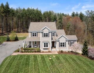 99 Red Gate Rd, Tyngsborough, Massachusetts, 5 Bedrooms Bedrooms, 11 Rooms Rooms,5.5 BathroomsBathrooms,Residential,For Sale,Red Gate Rd,73518666