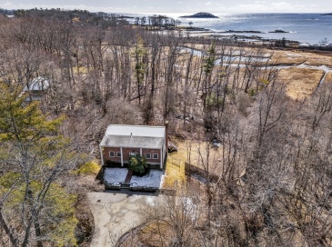 955 Hale St, Beverly, Massachusetts, 3 Bedrooms Bedrooms, 7 Rooms Rooms,2.5 BathroomsBathrooms,Residential,For Sale,Hale St,73491750