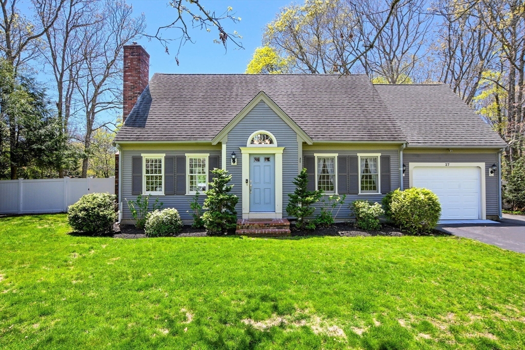 27 Dogwood Dr, Sandwich, Massachusetts, 3 Bedrooms Bedrooms, 6 Rooms Rooms,2 BathroomsBathrooms,Residential,For Sale,Dogwood Dr,73523826