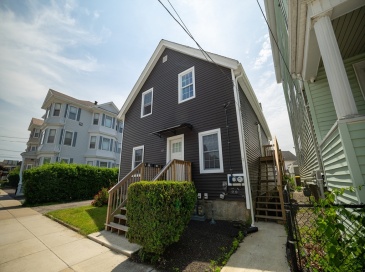 45 Lafayette St, Fall River, Massachusetts, 4 Bedrooms Bedrooms, 8 Rooms Rooms,2 BathroomsBathrooms,Residential Income,For Sale,Lafayette St,73536274