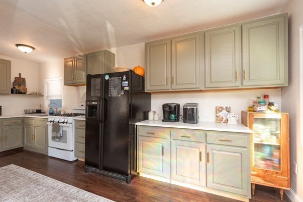 39 Evergreen Road, Norton, Massachusetts, 3 Bedrooms Bedrooms, 6 Rooms Rooms,1 BathroomBathrooms,Residential,For Sale,Evergreen Road,73536277