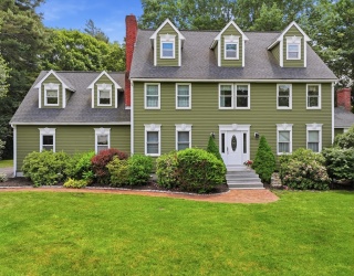 30 Knollwood Drive, Charlton, Massachusetts, 4 Bedrooms Bedrooms, 11 Rooms Rooms,3.5 BathroomsBathrooms,Residential,For Sale,Knollwood Drive,73536242