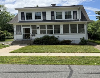 153 Edgewood Ave, Longmeadow, Massachusetts, 4 Bedrooms Bedrooms, 8 Rooms Rooms,1.5 BathroomsBathrooms,Residential,For Sale,Edgewood Ave,73536279