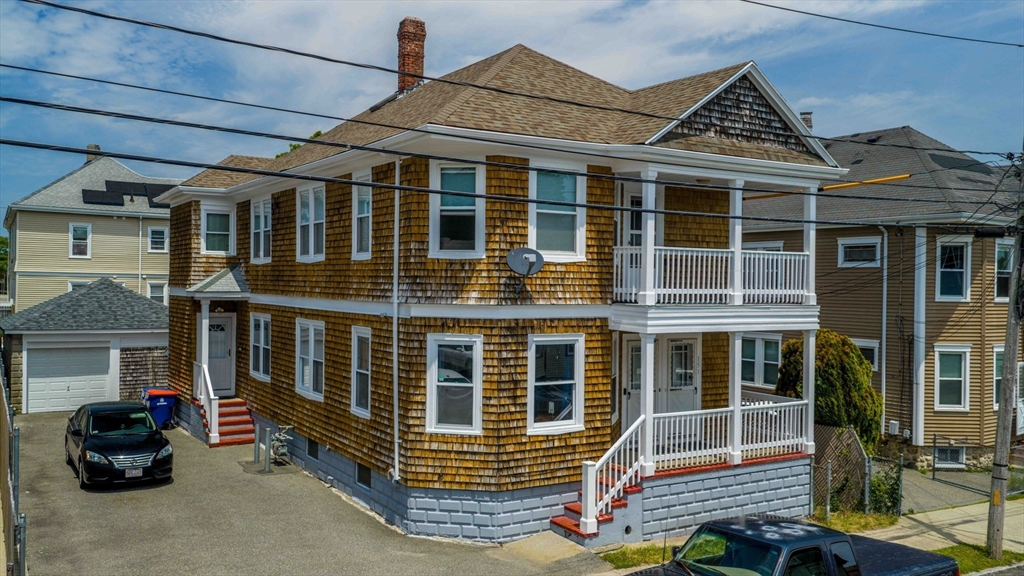 151-153 Clara St, New Bedford, Massachusetts, 6 Bedrooms Bedrooms, 16 Rooms Rooms,2 BathroomsBathrooms,Residential Income,For Sale,Clara St,73536281