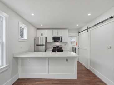 18 Ronan Street, Boston, Massachusetts, 3 Bedrooms Bedrooms, 6 Rooms Rooms,2 BathroomsBathrooms,Residential Lease,For Rent,Ronan Street,73536293