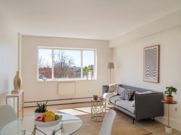 287 Harvard Street, Cambridge, Massachusetts, 2 Bedrooms Bedrooms, 4 Rooms Rooms,1 BathroomBathrooms,Residential,For Sale,Harvard Street,73485245