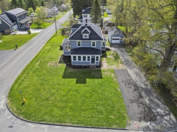 100 Essex St., Pittsfield, Massachusetts, 3 Bedrooms Bedrooms, 8 Rooms Rooms,2 BathroomsBathrooms,Residential Income,For Sale,Essex St.,73511526